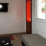Aparthotel Deren Apart *