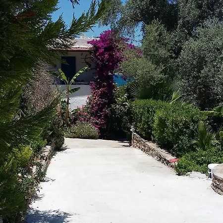 Deren Apart Hotel apartamentowy Guvercinlik (Bodrum)