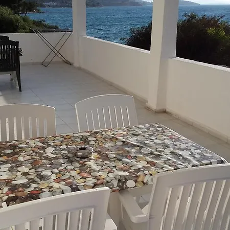 Lejlighedshotel Deren Apart